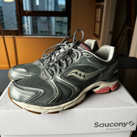 Saucony Progrid Triumph 4 - Picture 6 of 6